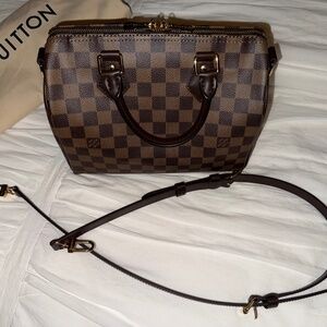 SOLD Louis Vuitton Speedy Bandouliere 25